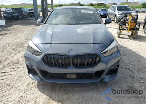 2022 BMW 228Xi z USA, uszkodzony, nr VIN WBA73AK05N7K00747